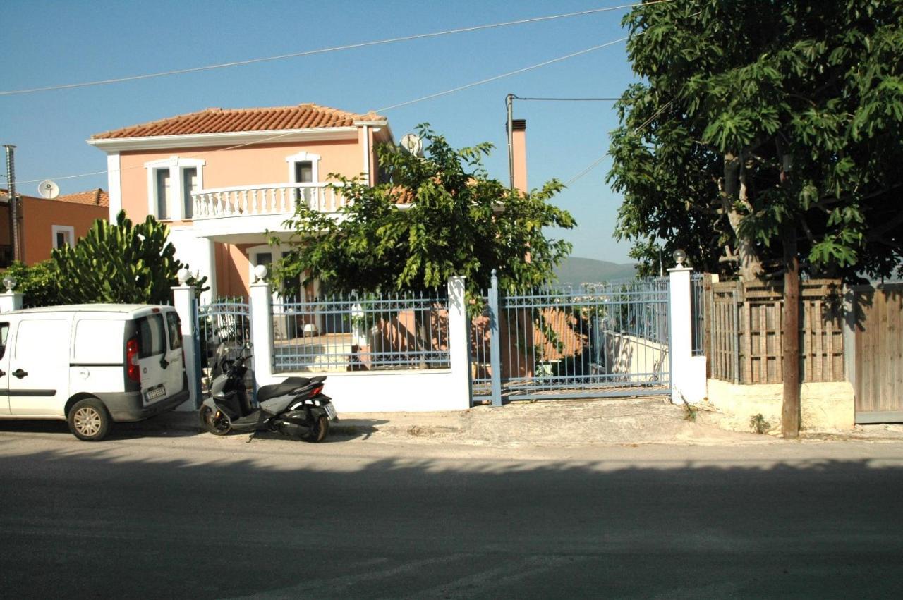 A L' Aise Studios Apolpaina Dış mekan fotoğraf